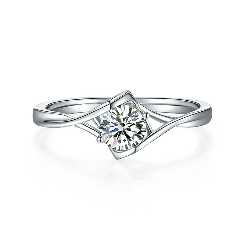 0.5 Carat Moissanite Round Cut Diamond Moissanite Ring in 925 Sterling Silver